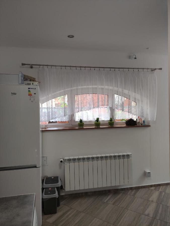 Nad Jeziorem Kochle Pszczew Luaran gambar