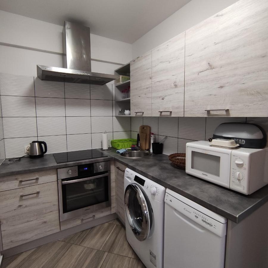 Nad Jeziorem Kochle Pszczew Luaran gambar